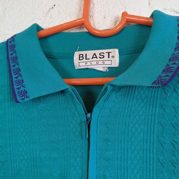 Vintage Floral Blast Collared Shirt - Picture 5 of 5